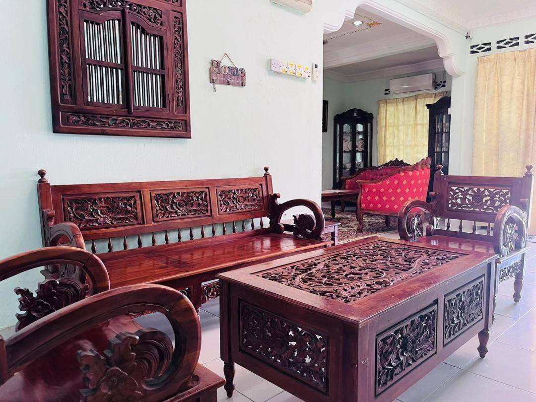 Teratak Port Dickson Homestay Exterior photo